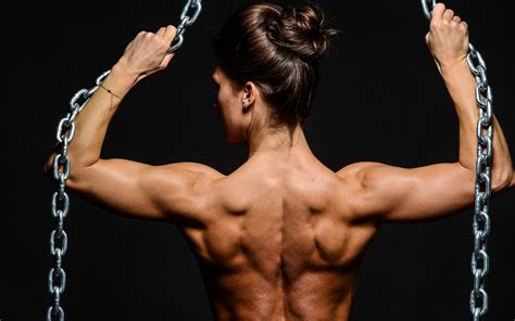 muscular woman back